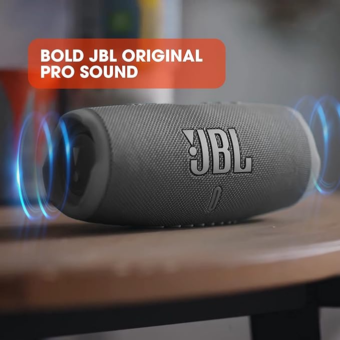 JBL Charge 5 Bluetooth-Lautsprecher in Weiß – Wasserfeste, portable Boombox mit integrierter Powerbank – Eine Akku-Ladung für bis zu 20 Stunden kabellosen Musikgenuss